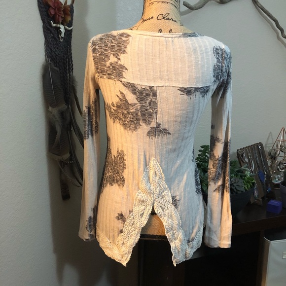 Rewind Long Sleeve Knit Top Tunic - Picture 2 of 2